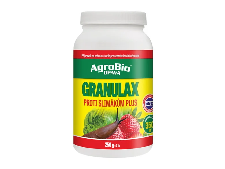 Produkt proti slimákům v zahradě